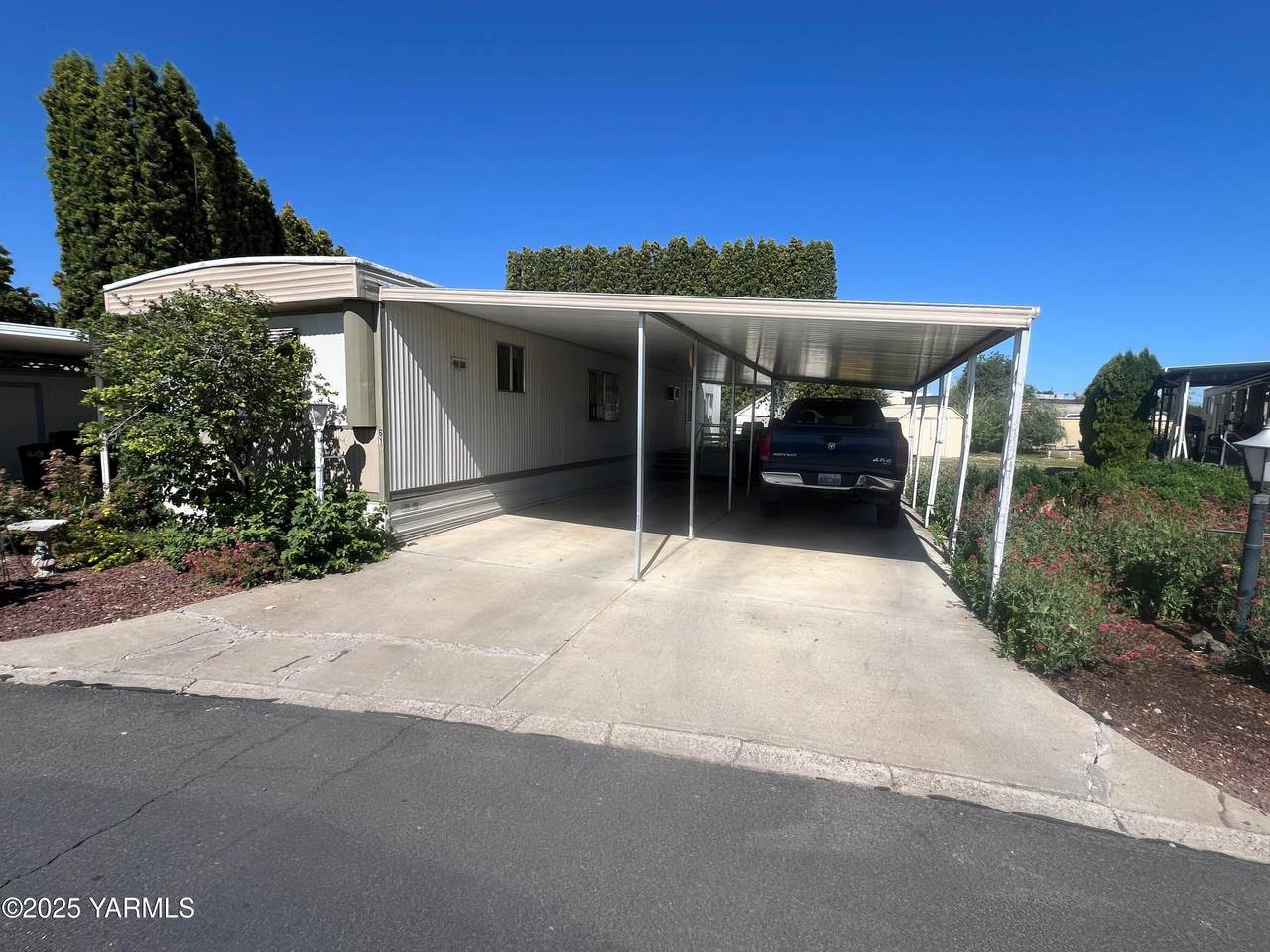 18 Washington Ave - Photo 1