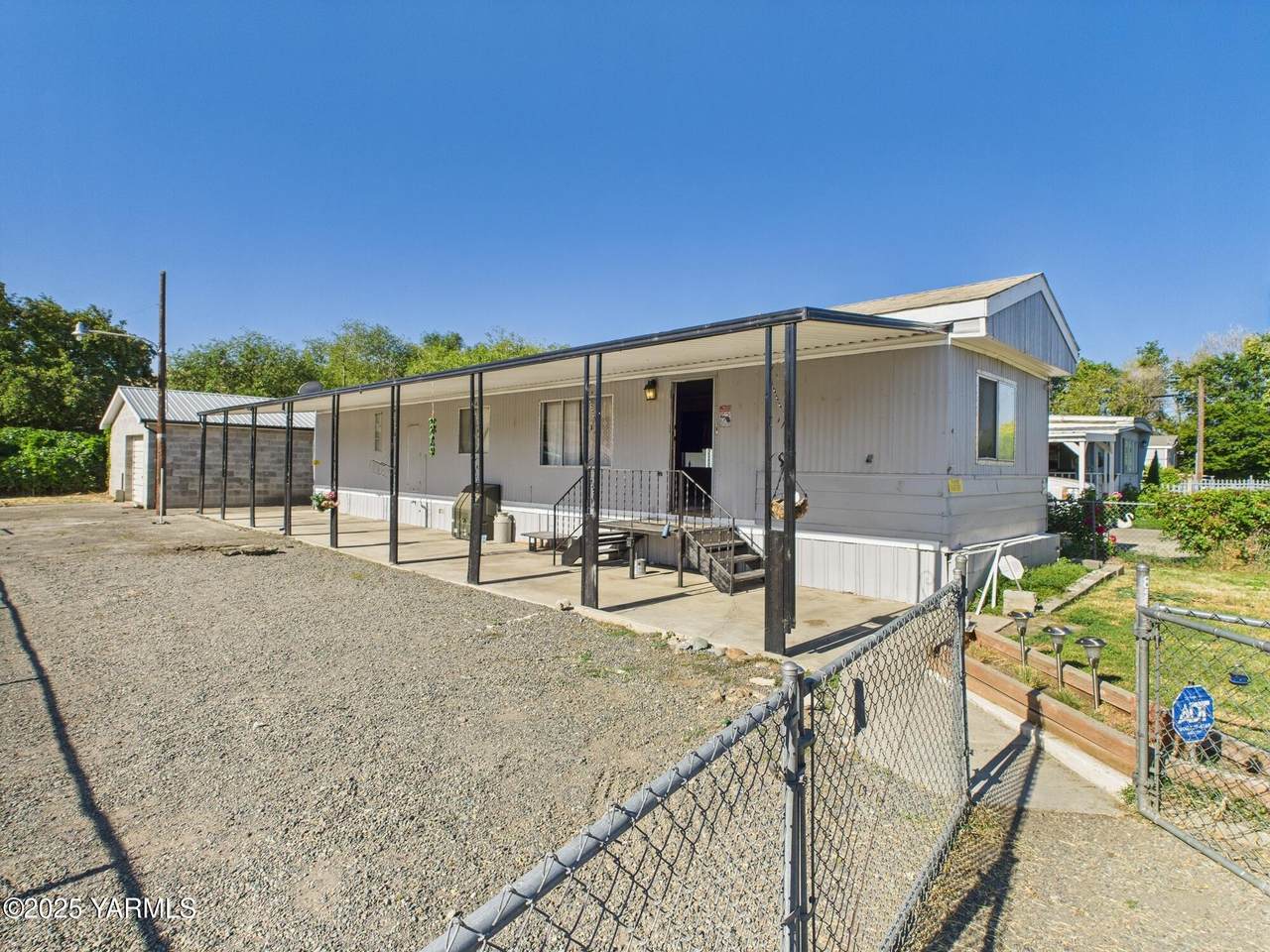 8 Washigton St - Photo 1