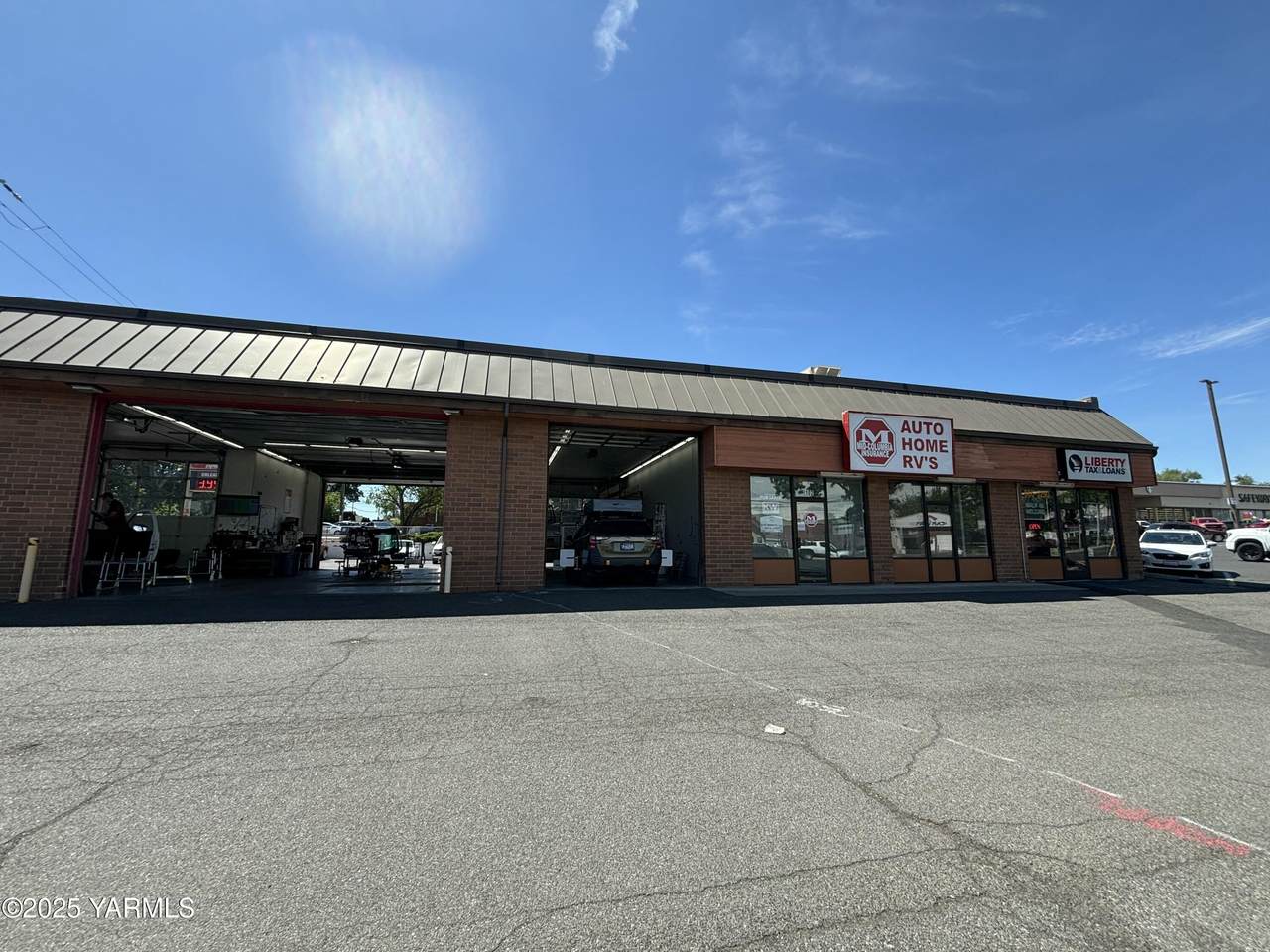 1602 Lincoln Ave - Photo 1
