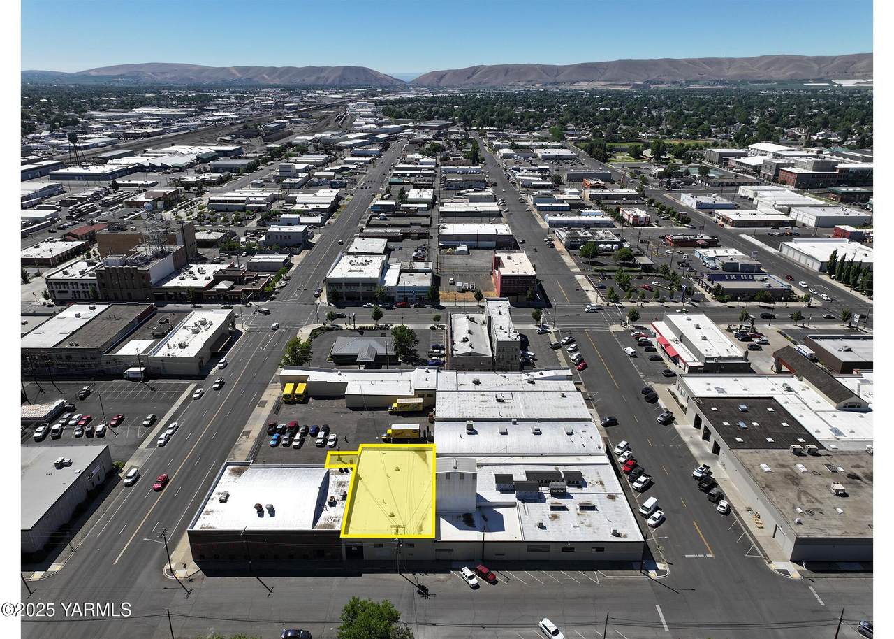 34 4th Ave - Photo 1
