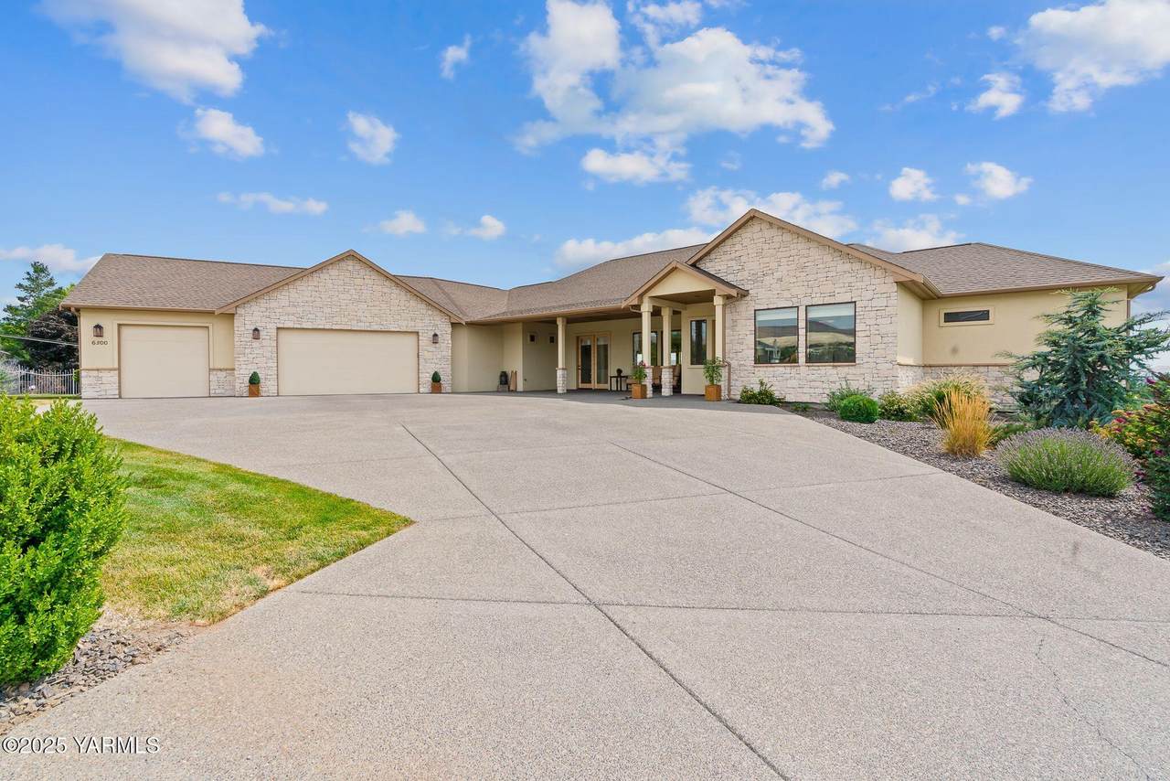 6300 Horizon View Ln - Photo 1