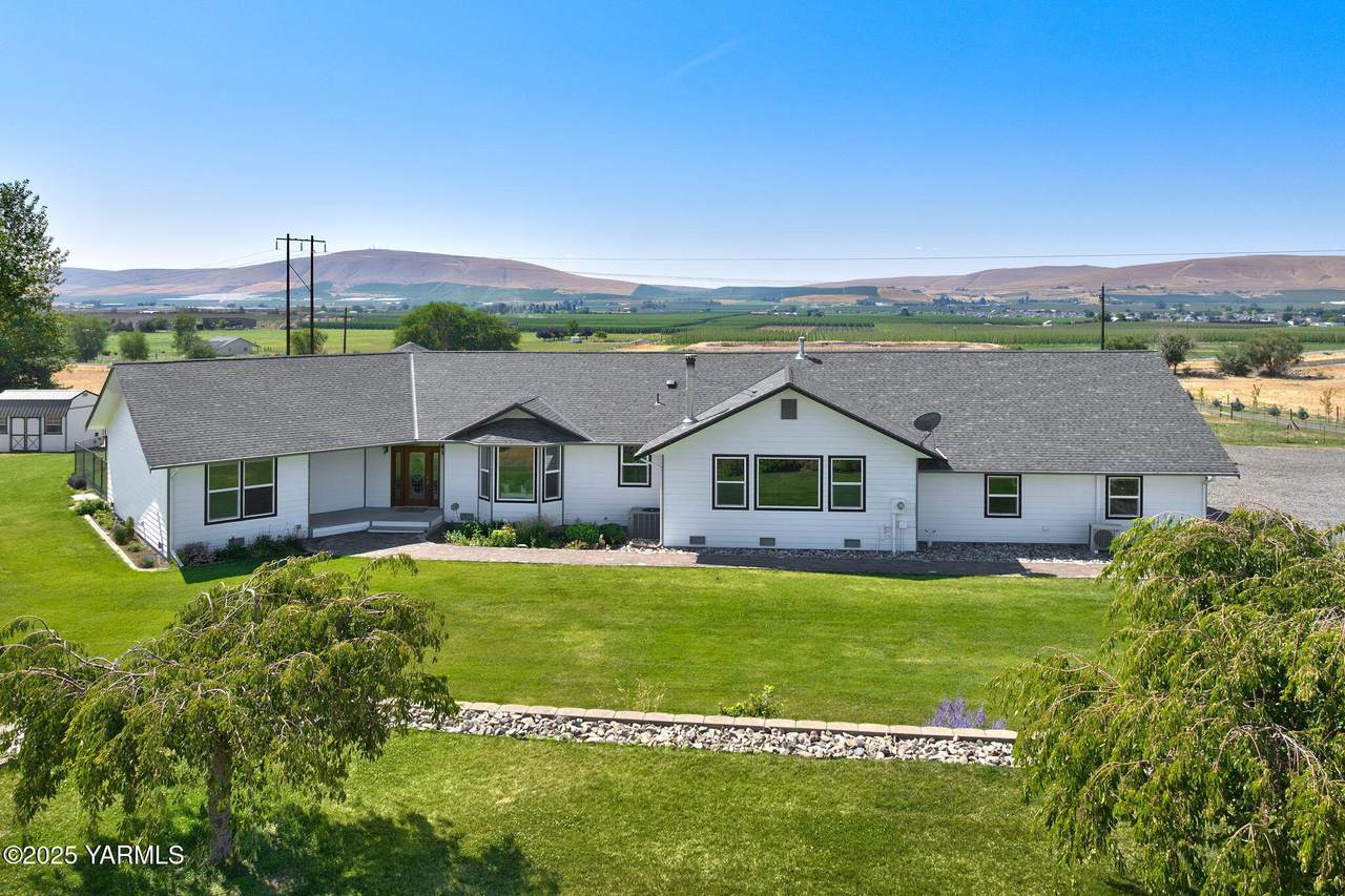 505 Faucher Rd - Photo 1