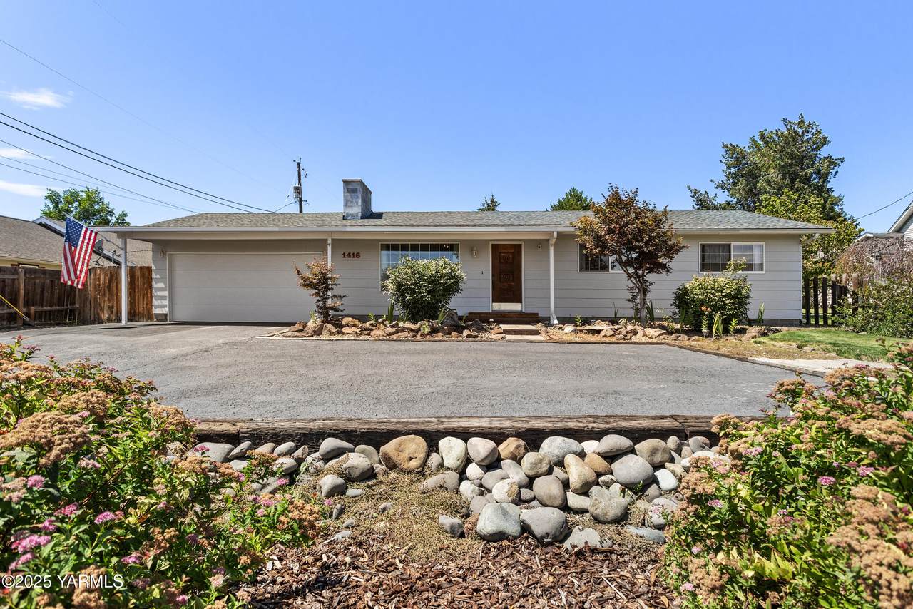 1416 34th Ave - Photo 1