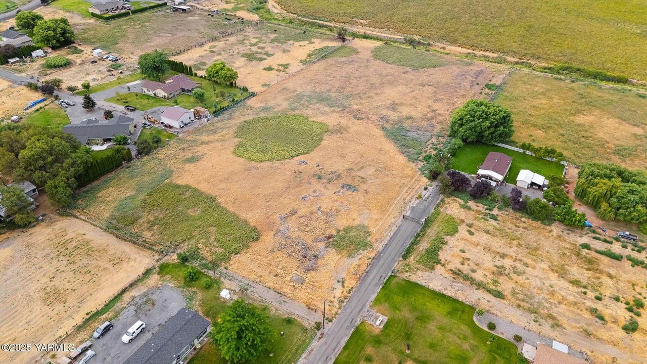 NKA Birchfield Rd - Photo 1