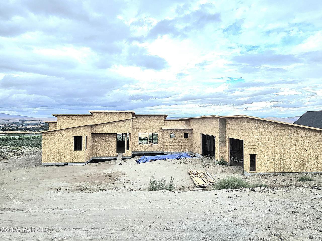 151 Lookout Point Dr - Photo 1