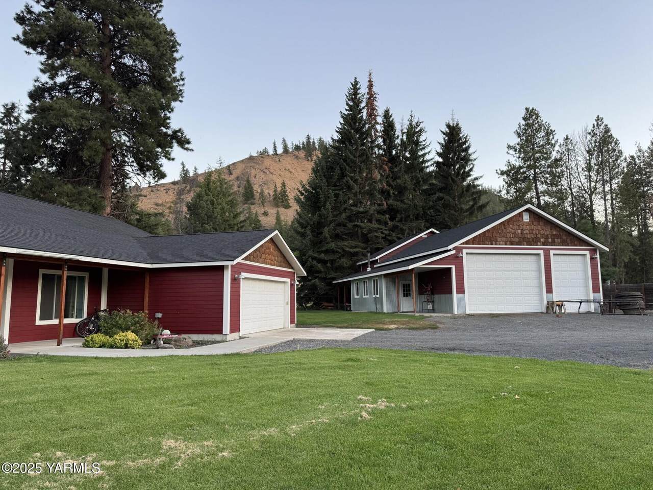 121 Rattlesnake Ln - Photo 1