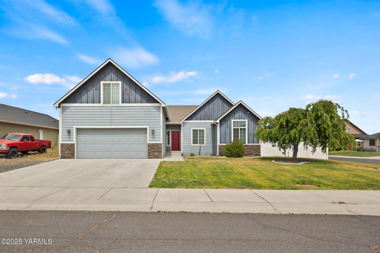 5901 Coolidge Rd - Photo 1