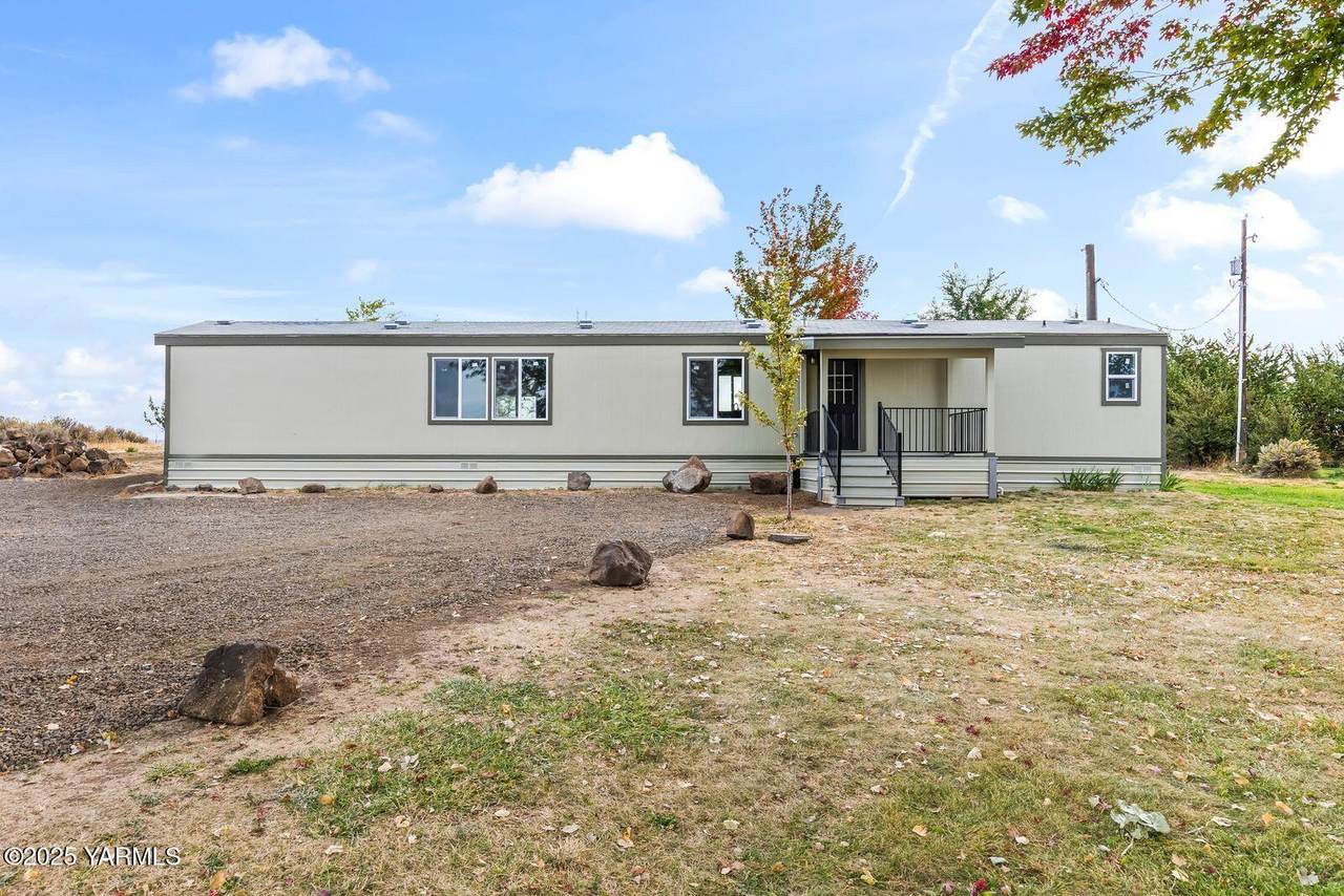 381 Trep Ct - Photo 1