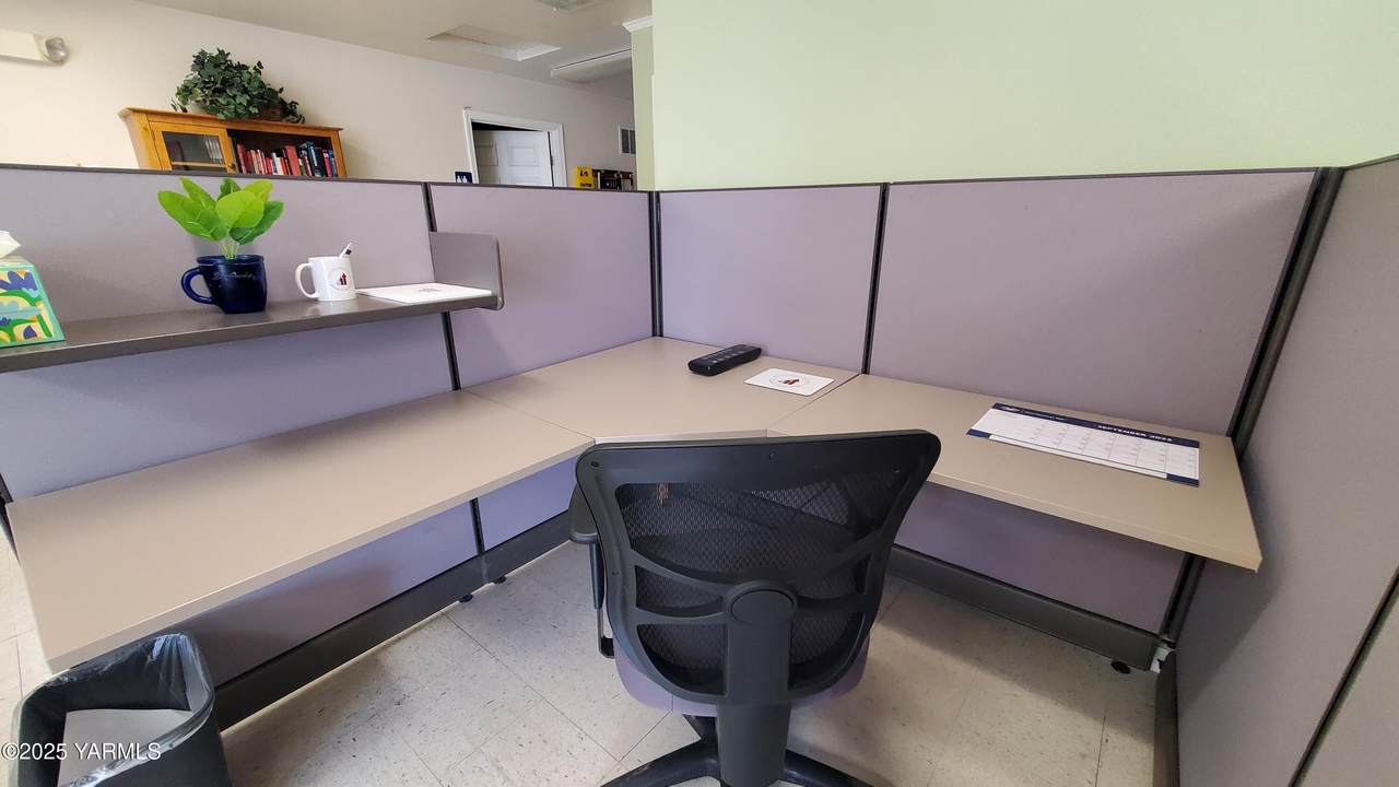 223 Wine Country Rd - Photo 1