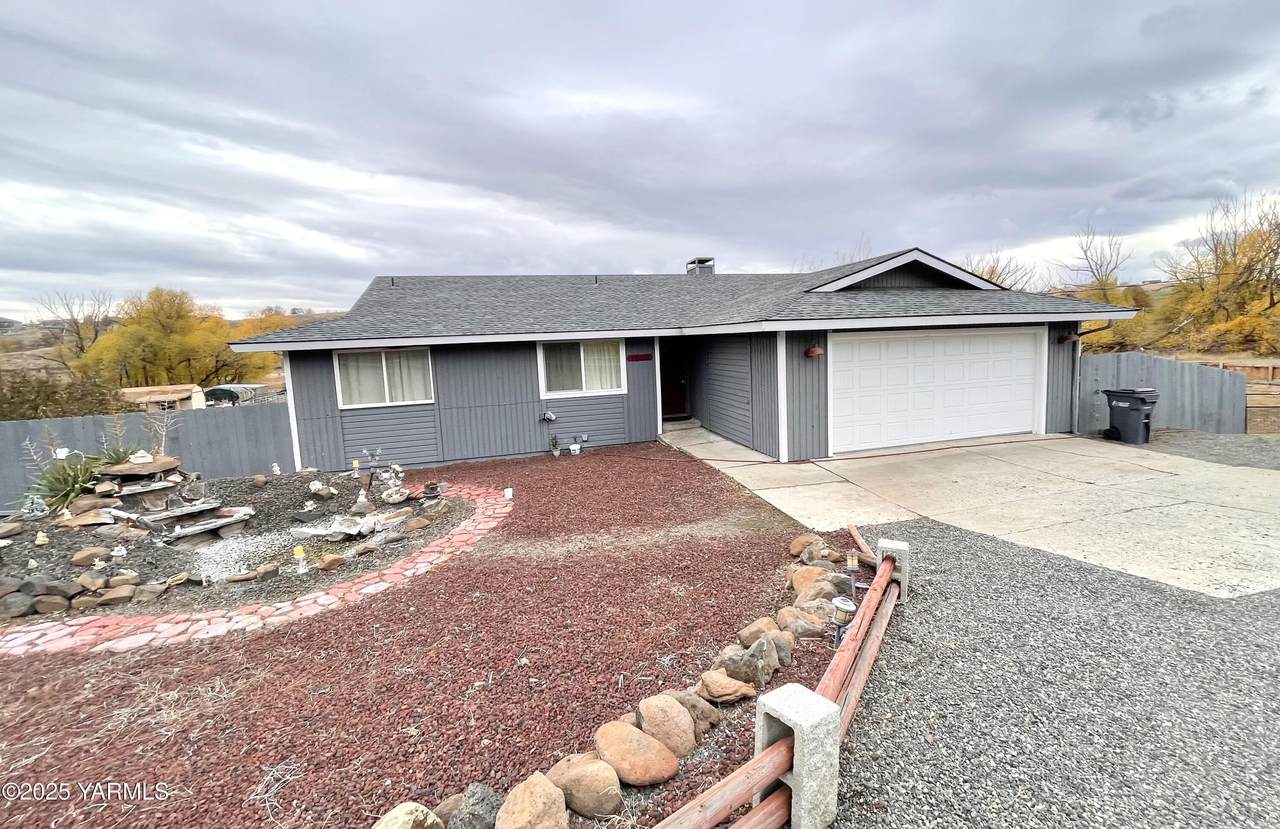 13010 Wide Hollow Rd - Photo 1