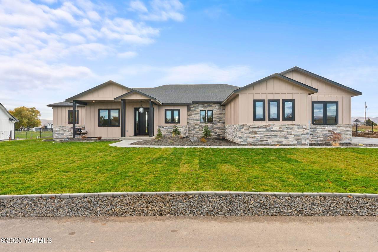 657 Friedline Rd - Photo 1