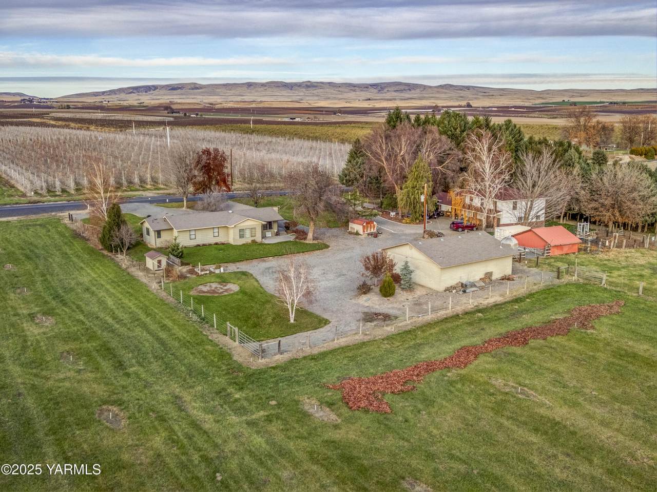 10240 Van Belle Rd - Photo 1