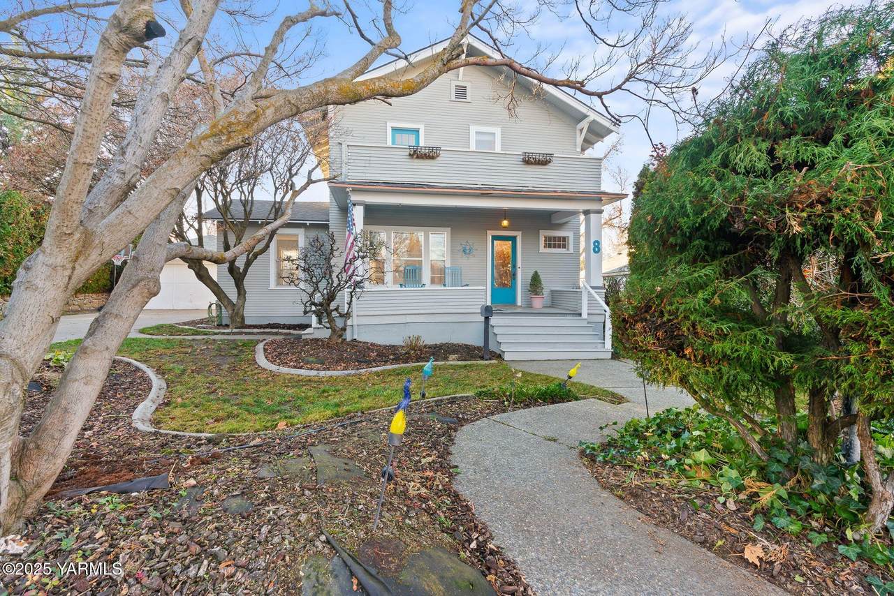 8 28th Ave - Photo 1