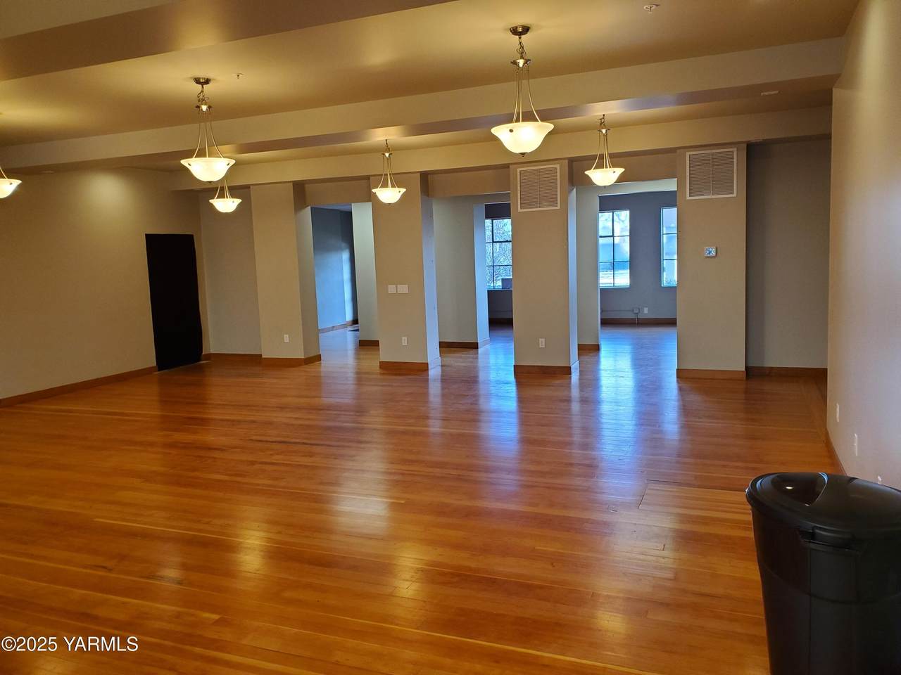 515 Yakima Ave - Photo 1