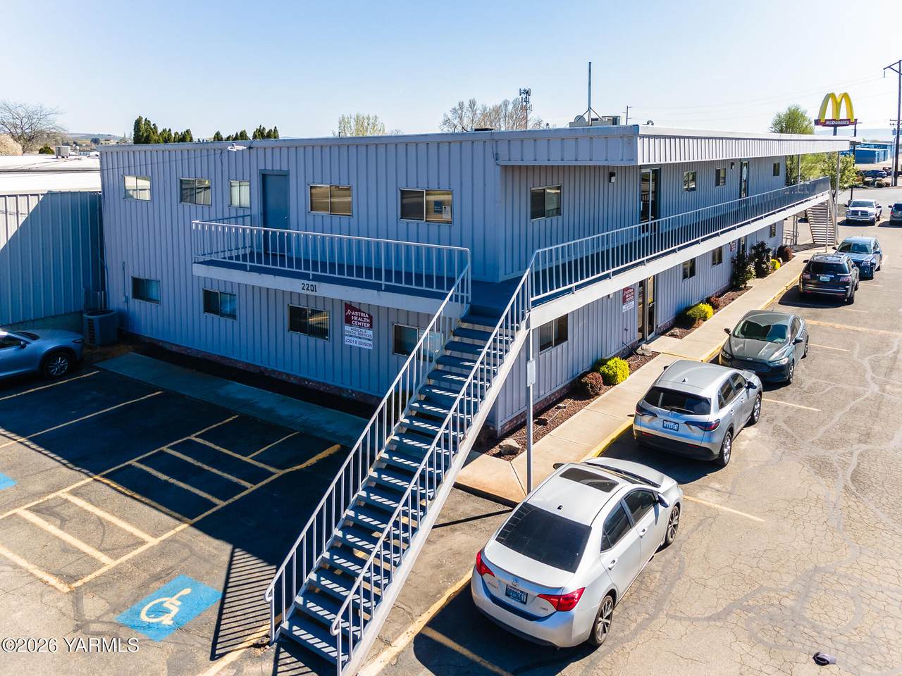 2201 Edison Ave - Photo 1