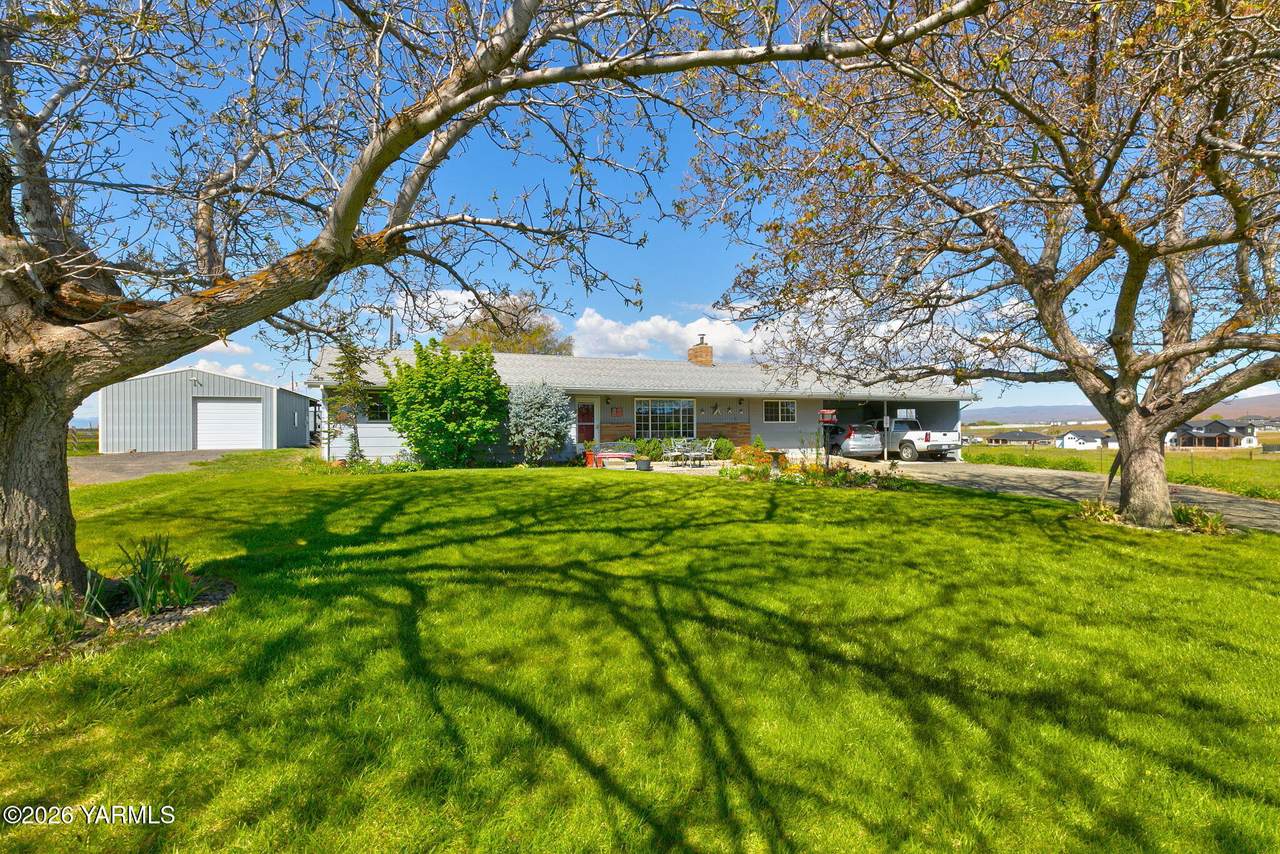 180 Pomona Heights Rd - Photo 1