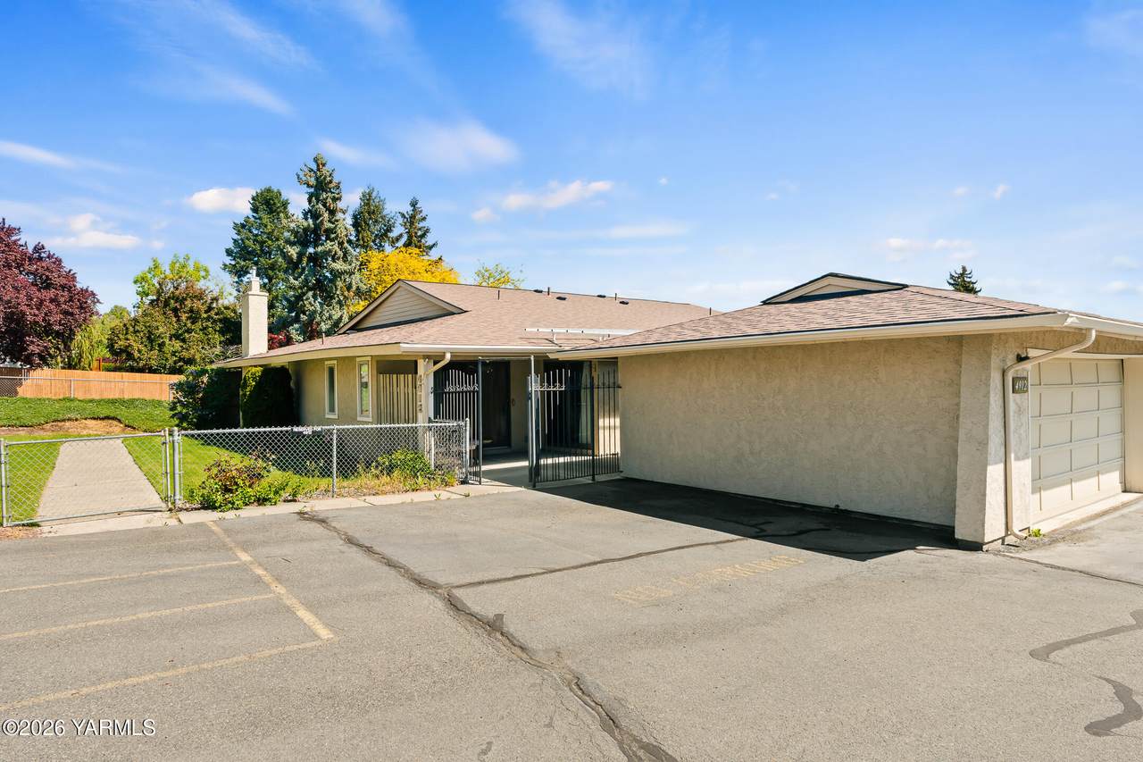 4912 Madera Way - Photo 1
