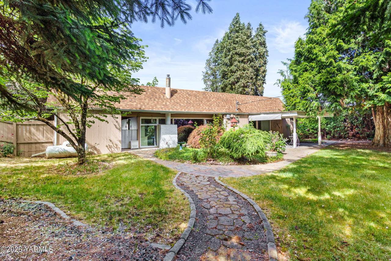 3404 Vendome Ave - Photo 1