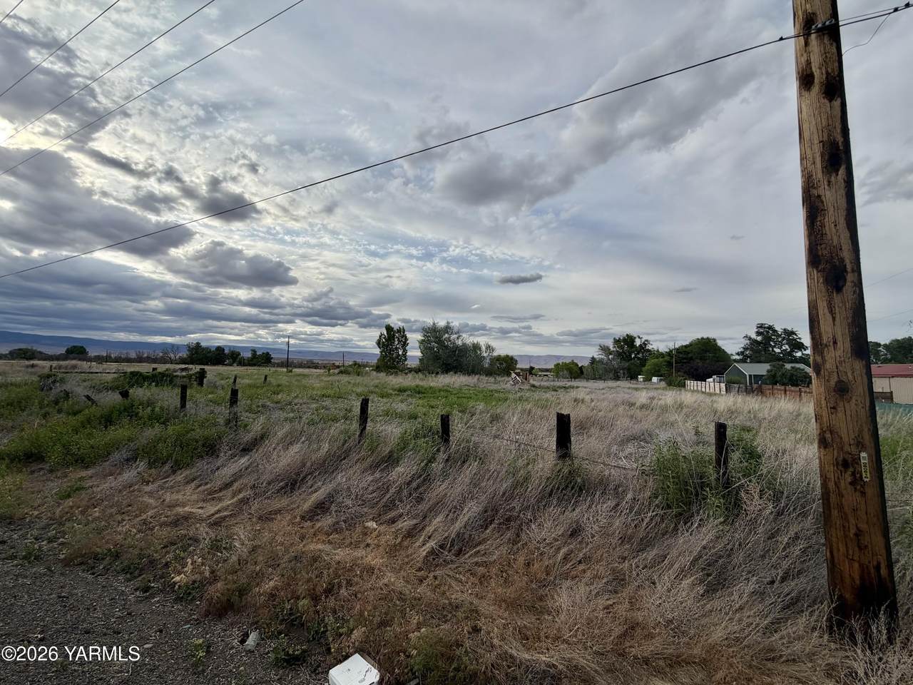 https://bt-photos.global.ssl.fastly.net/yakima/1280_boomver_1_26-1580-2.jpg