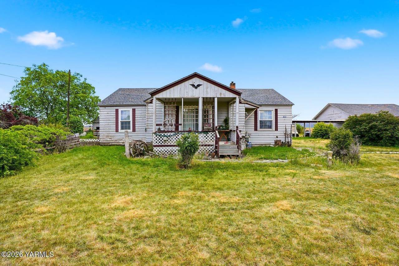 1580 Cottonwood Rd - Photo 1