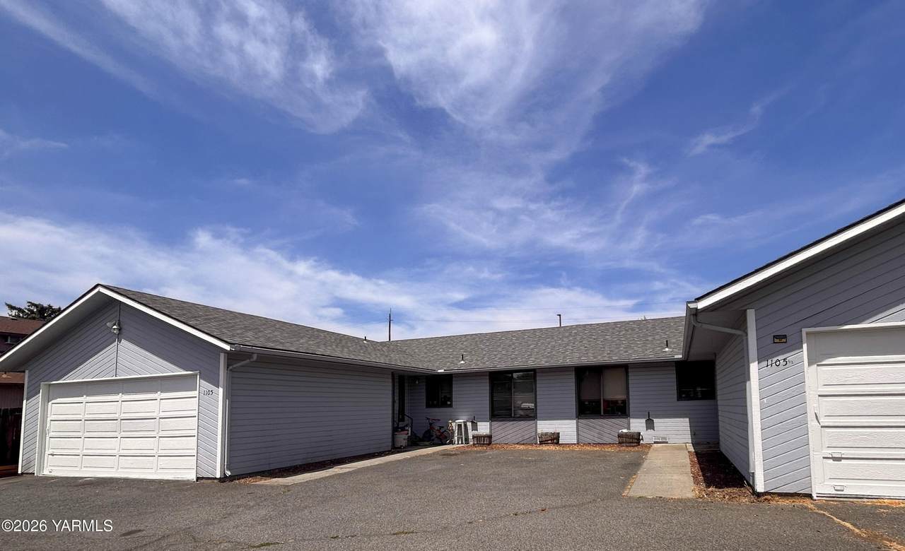 1105 34th Ave - Photo 1
