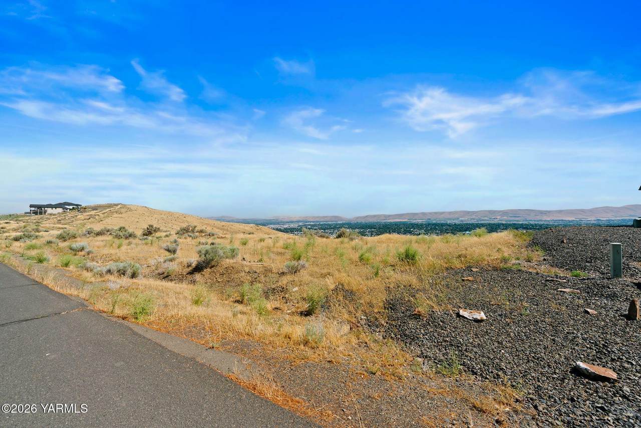 https://bt-photos.global.ssl.fastly.net/yakima/1280_boomver_1_26-2115-2.jpg