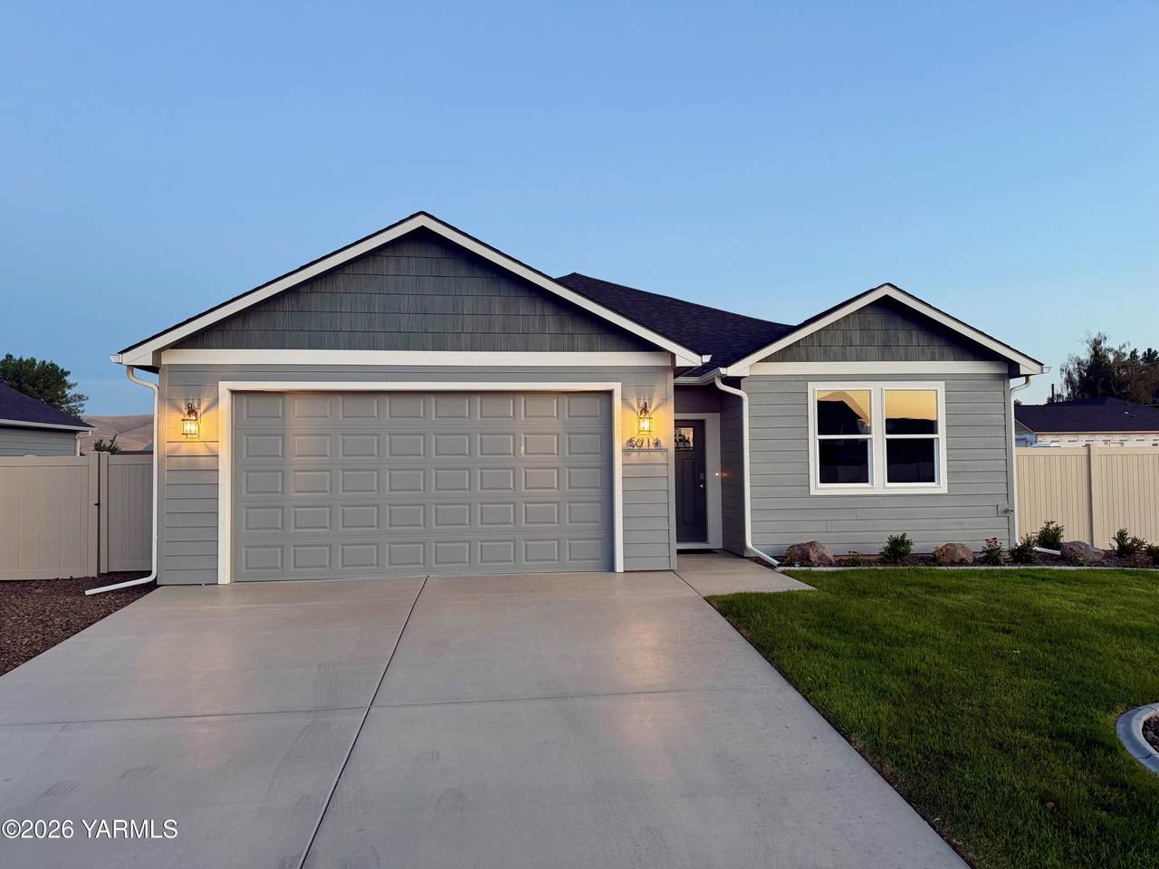 5914 Crestfields Rd - Photo 1