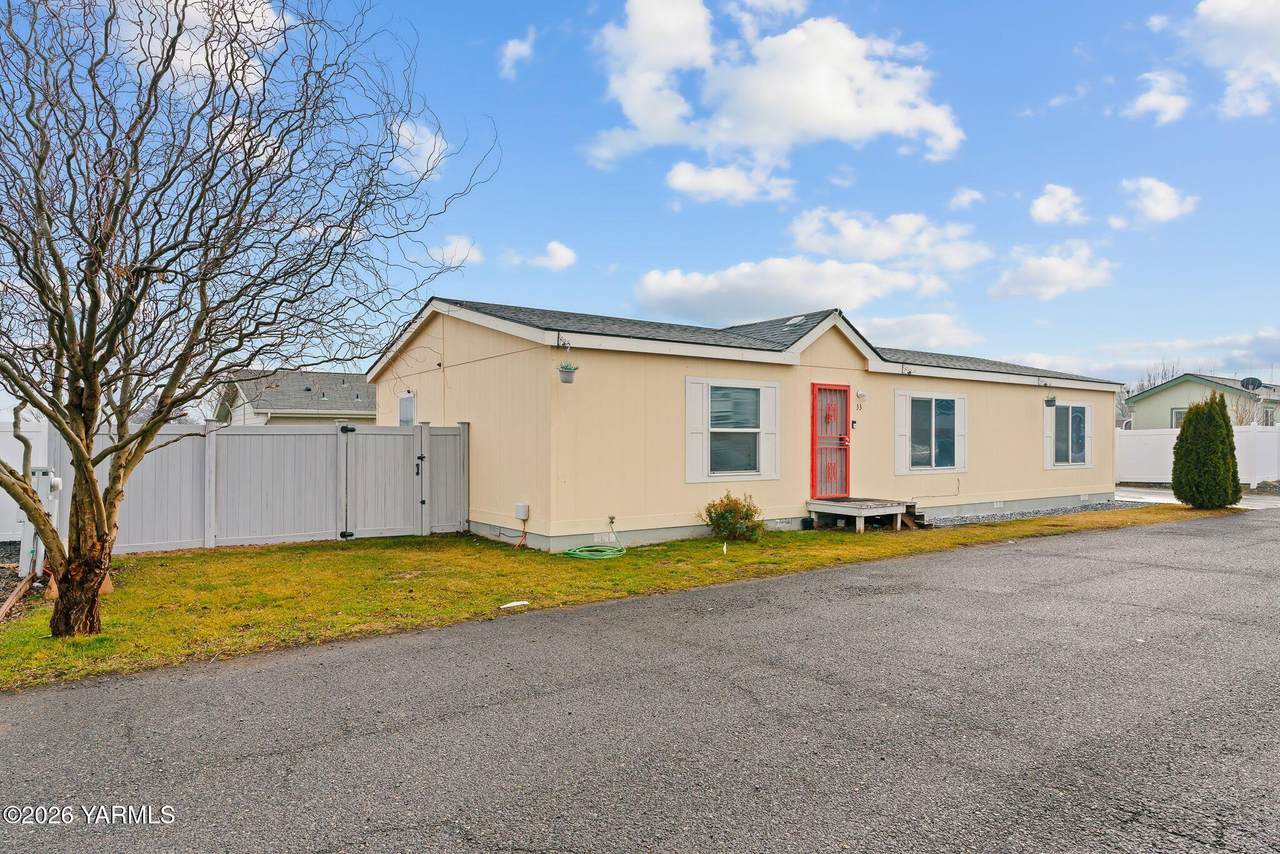 2802 5th Ave - Photo 1