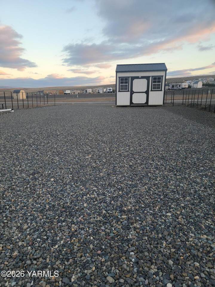 1769 Naches Wenas Rd - Photo 1