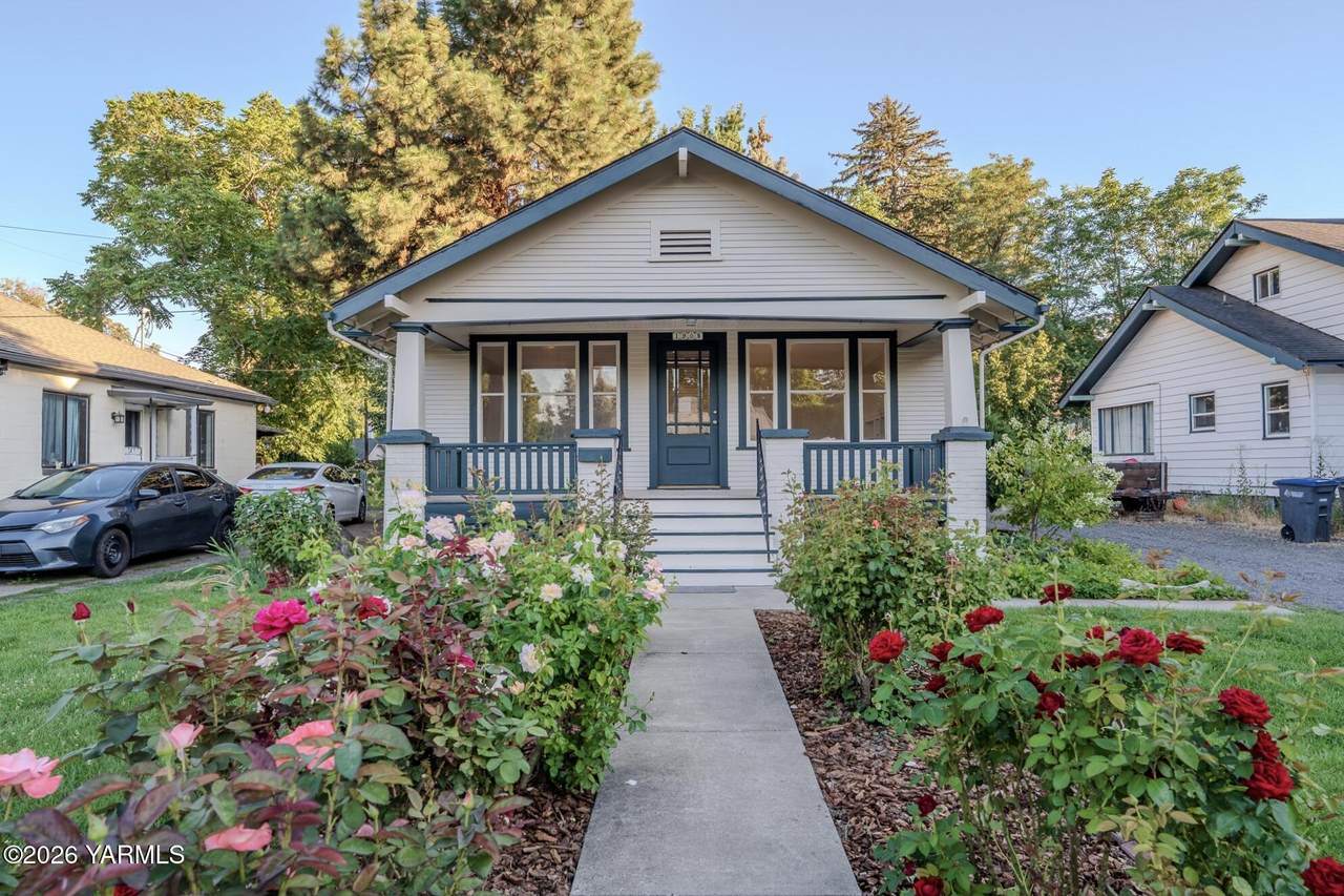 1908 Browne Ave - Photo 1