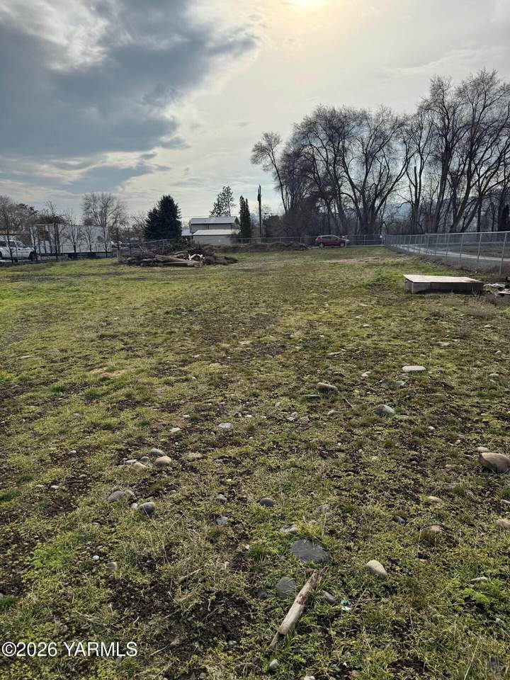 273 Kershaw Dr - Photo 1