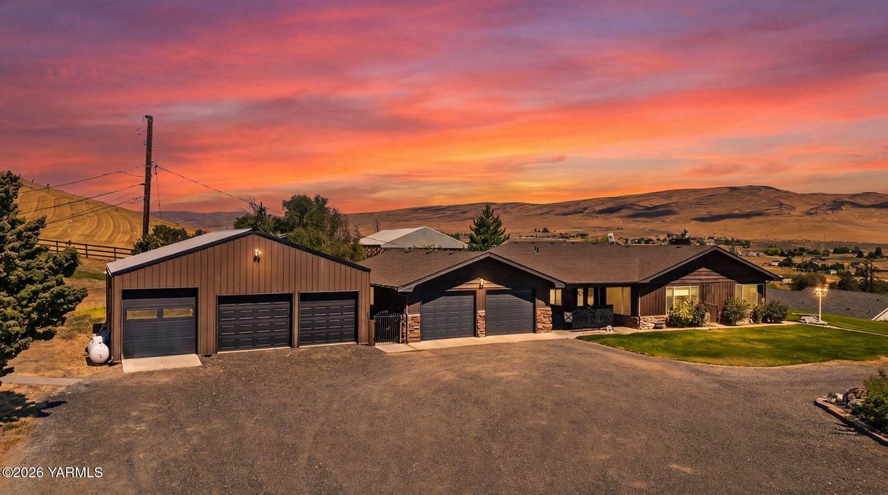 3672 Wenas Rd - Photo 1