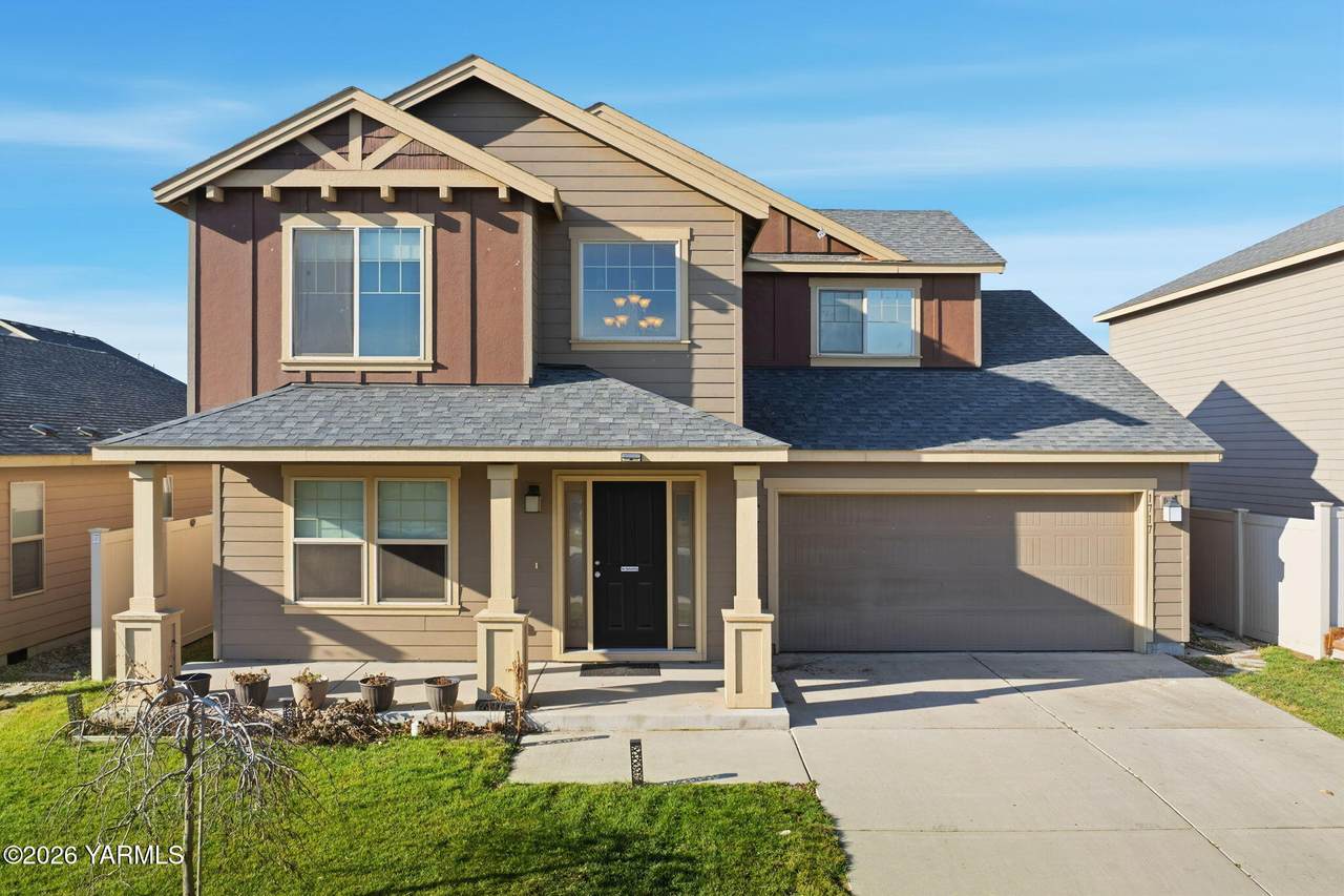 1717 Liberty Ln - Photo 1