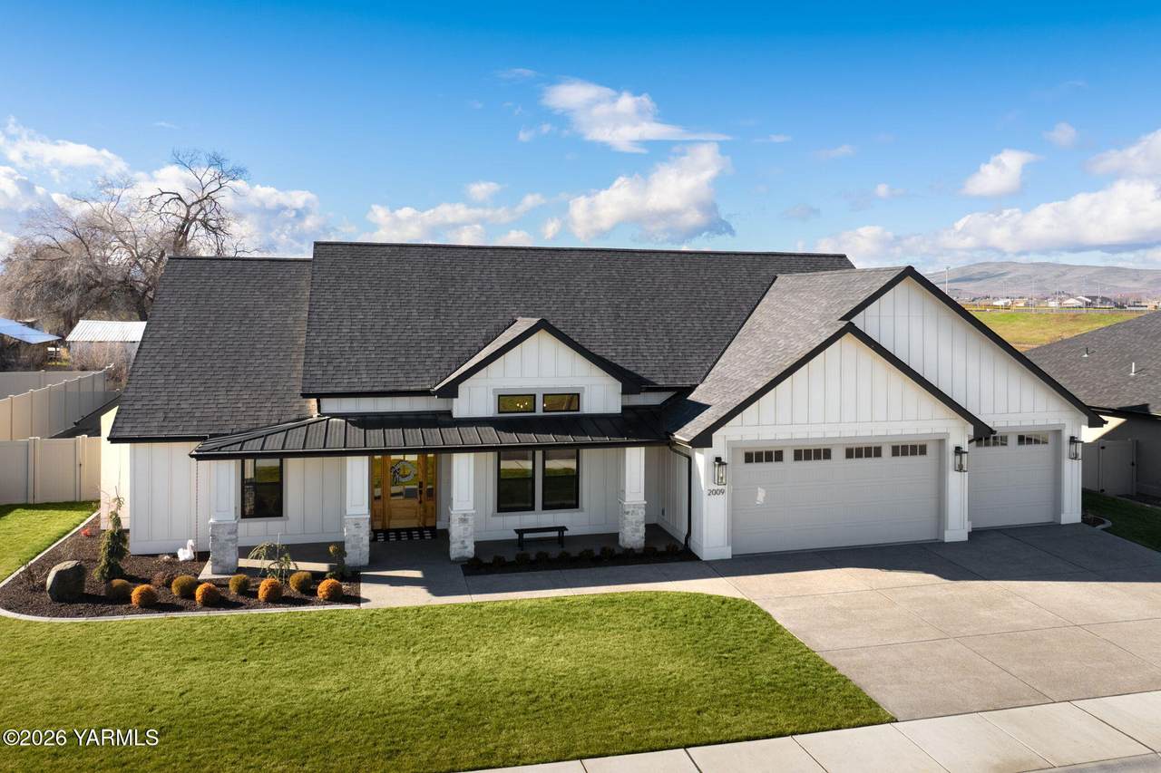 2009 94th Ave - Photo 1