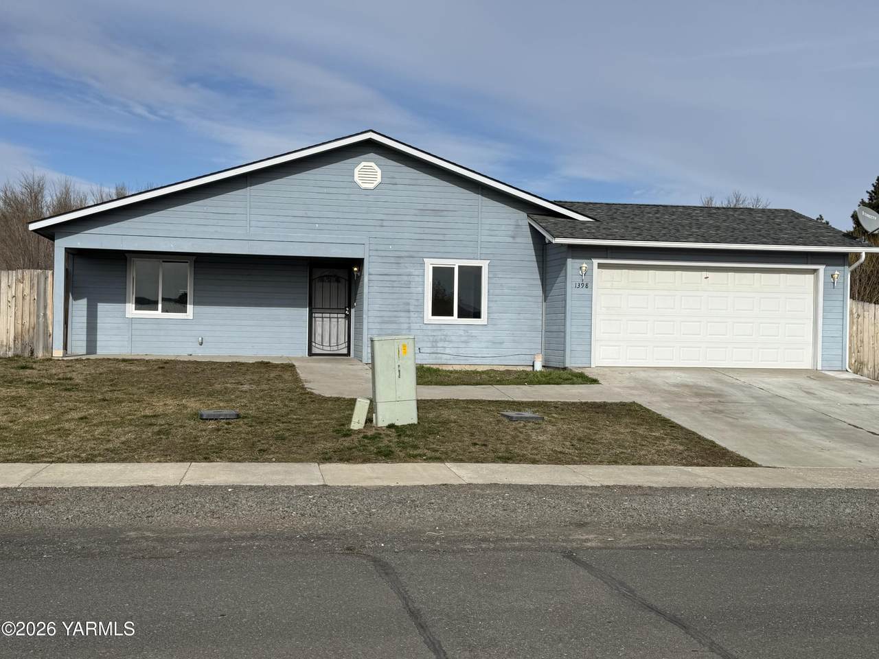 1398 Ashbrooks Way - Photo 1