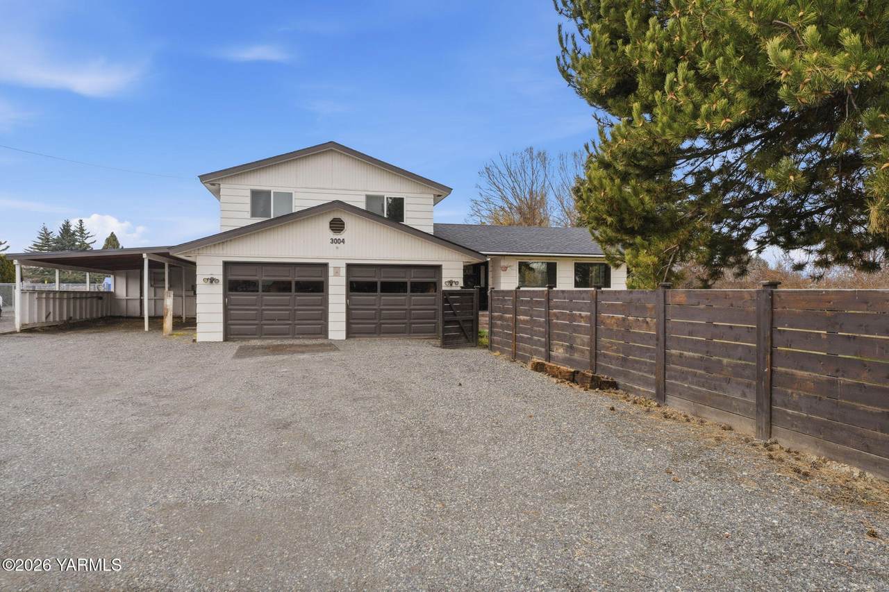 3004 74th Ave - Photo 1