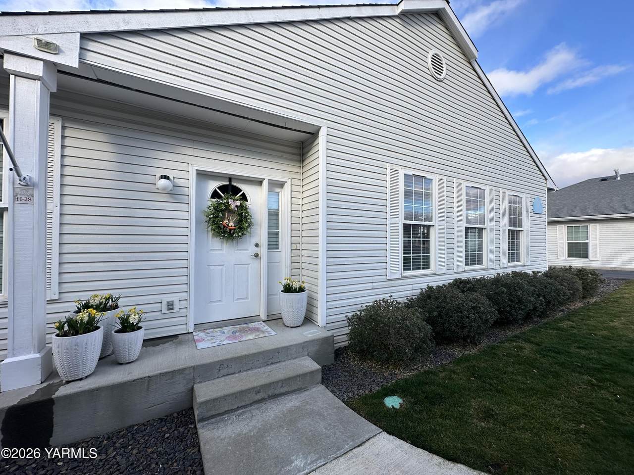 3701 Fairbanks Ave - Photo 1