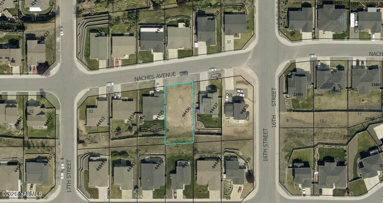 1604 Naches Ave - Photo 1