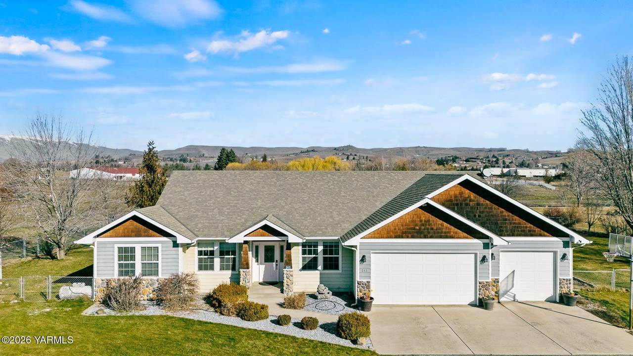 245 El Rio Dr - Photo 1