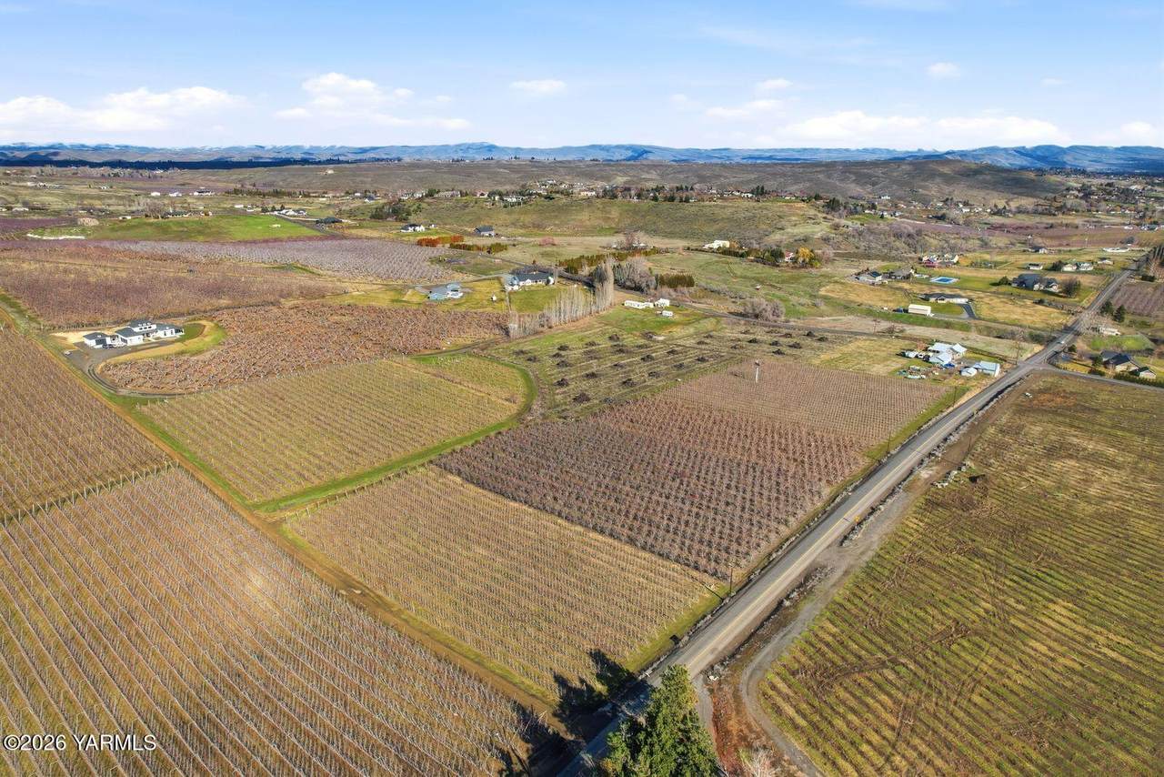 NKA Mize Rd - Photo 1