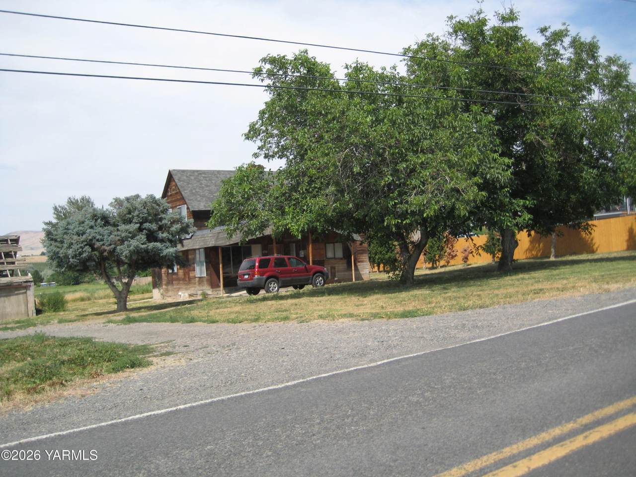 8711 Postma Rd - Photo 1