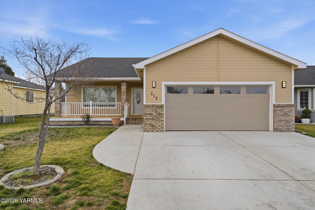 218 Sun Willows Blvd - Photo 1