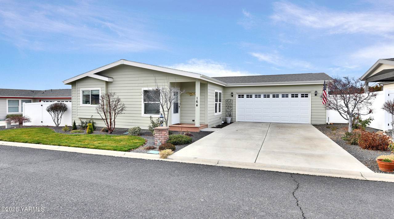 200 Bridle Way - Photo 1