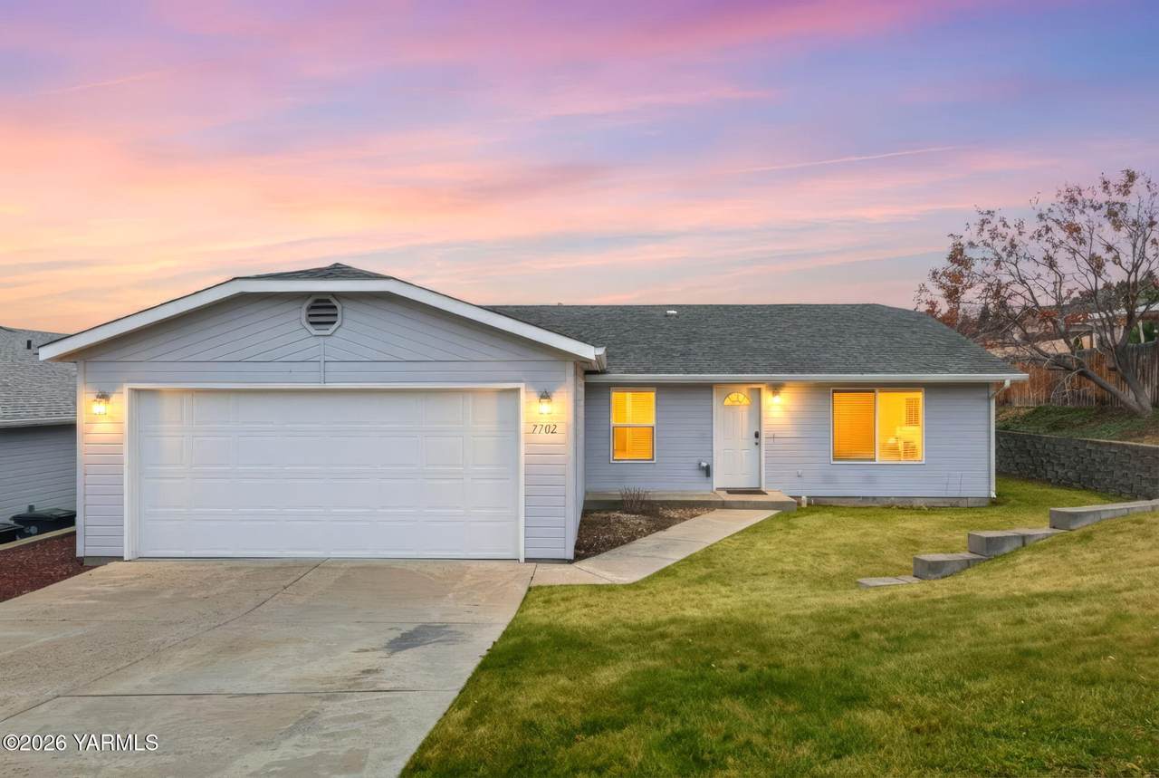 7702 Douglas Dr - Photo 1