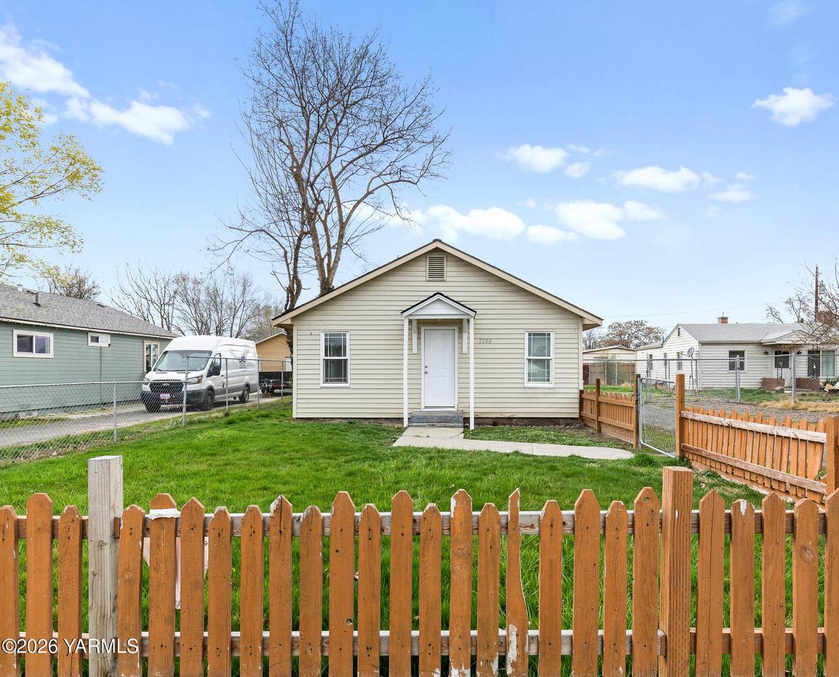 2208 3rd Ave - Photo 1