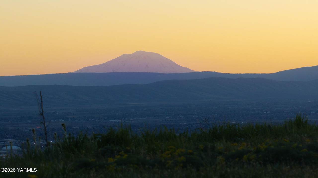 https://bt-photos.global.ssl.fastly.net/yakima/1280_boomver_1_26-879-2.jpg
