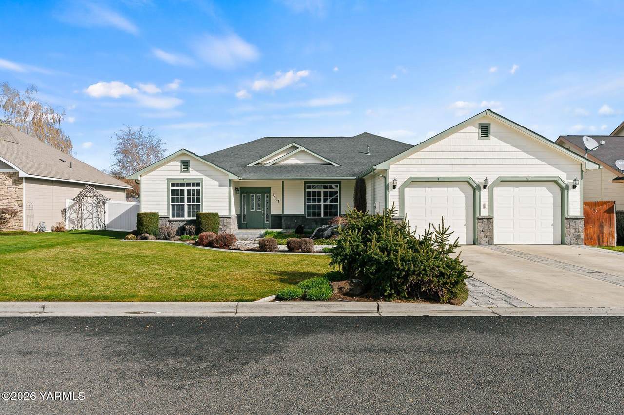 8507 Midvale Rd - Photo 1