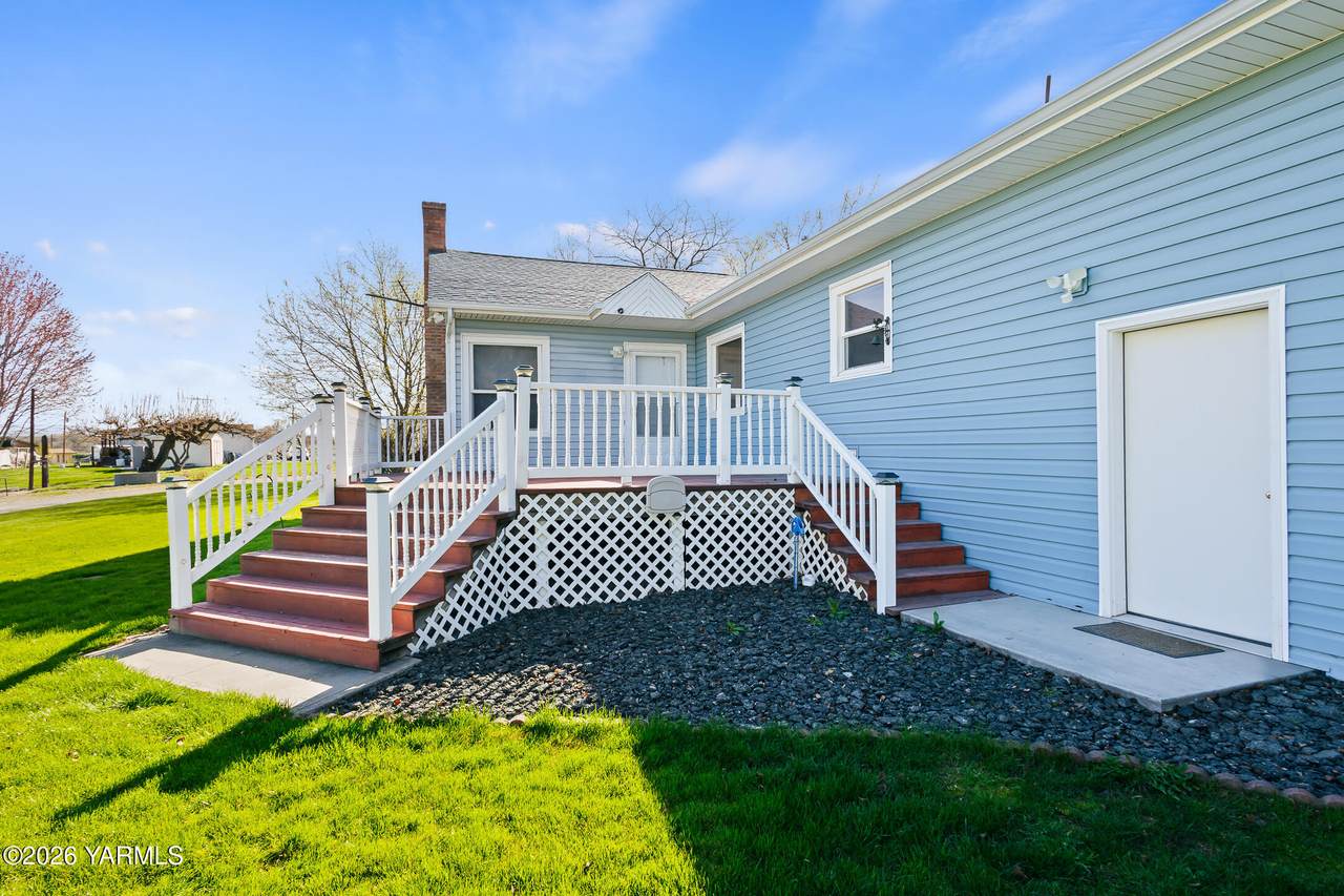 https://bt-photos.global.ssl.fastly.net/yakima/1280_boomver_1_26-933-2.jpg