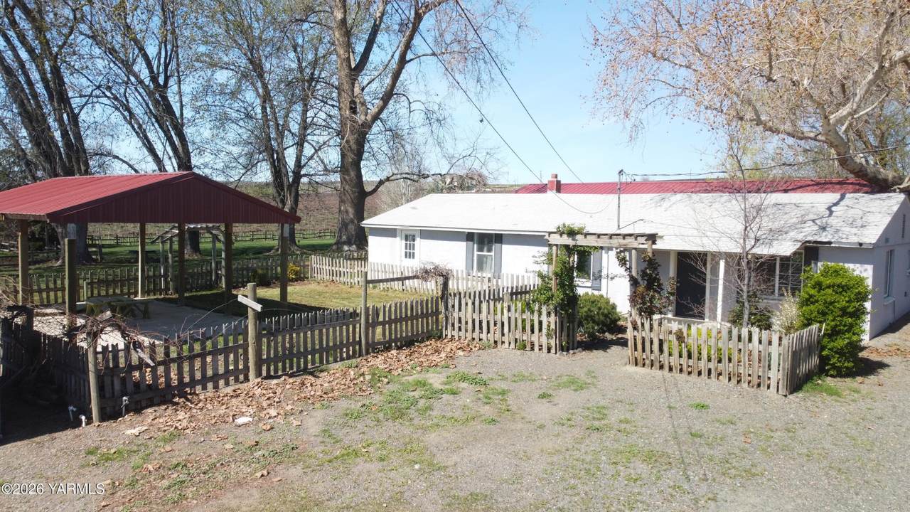 3676 County Line Rd - Photo 1