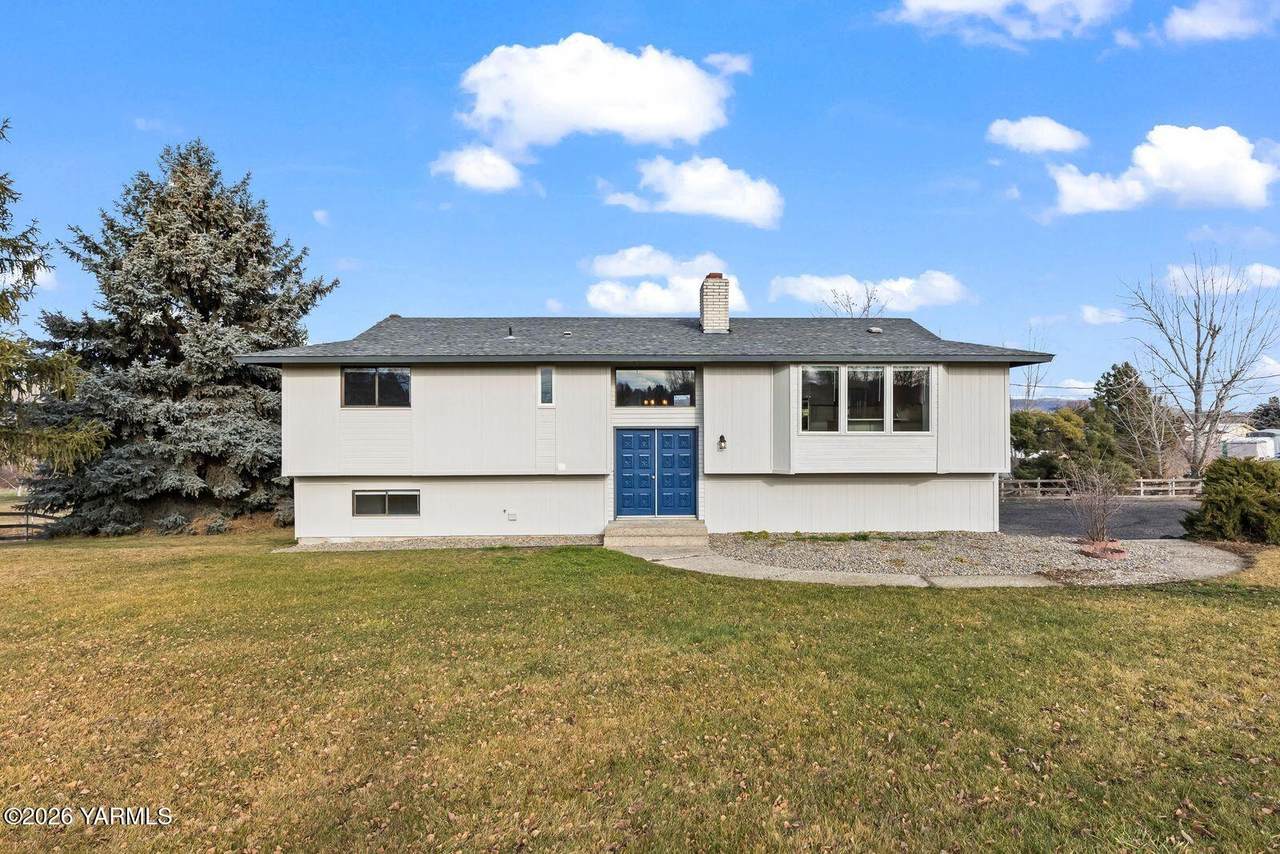 512 Taylor Rd - Photo 1